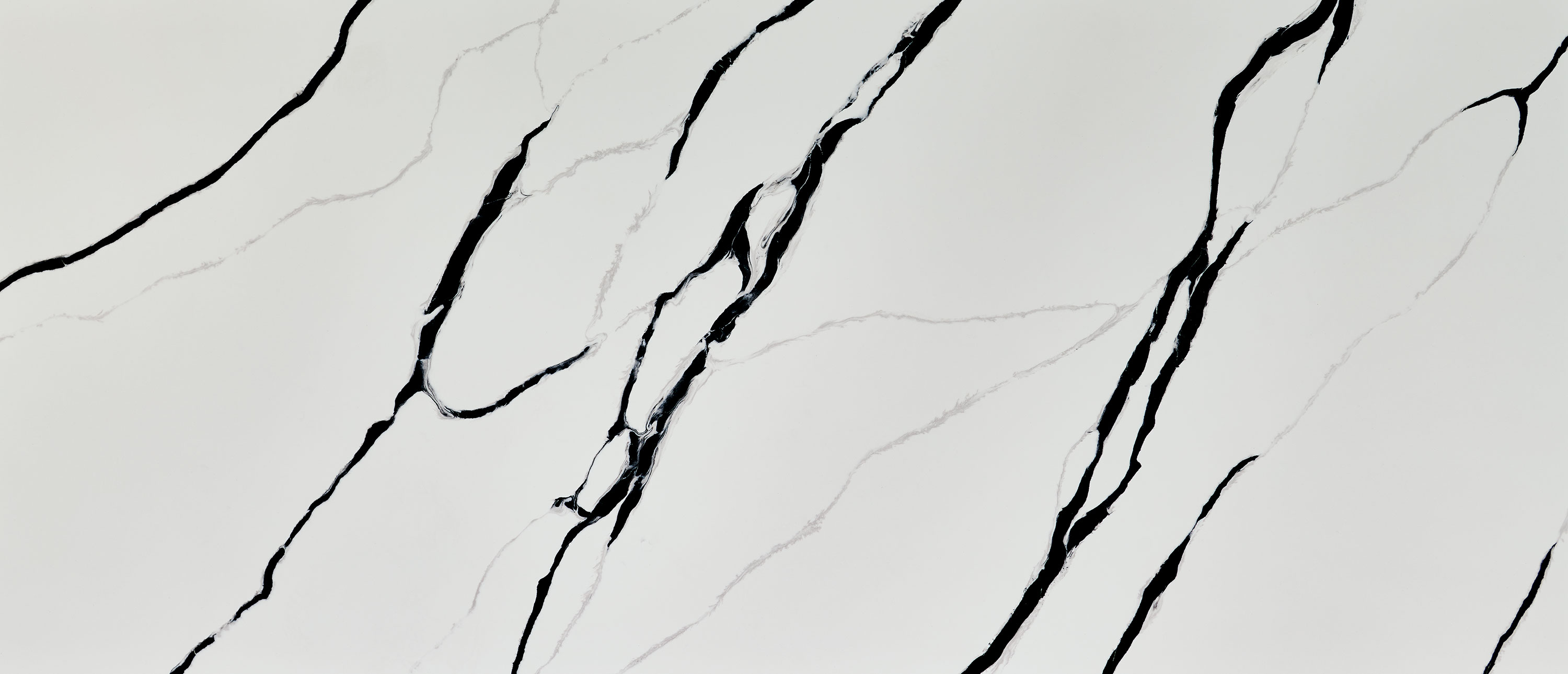 Calacatta Lumanyx quartz full slab